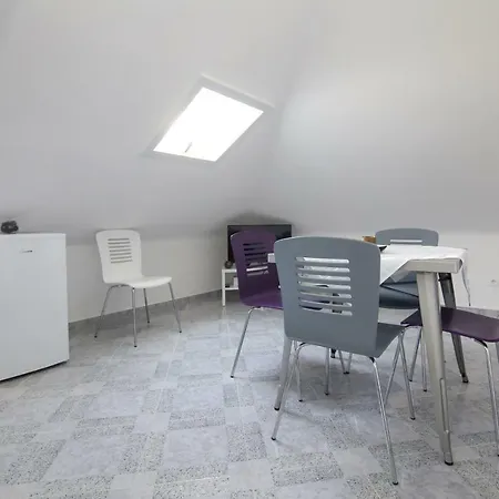 Mango Apartamento Split
